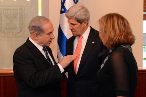 Secretary of State John Kerry visit to Israel May 23-24, 2013 with Benjamin Netanyahu and Tsipi Livni © U.S. Embassy Tel Aviv