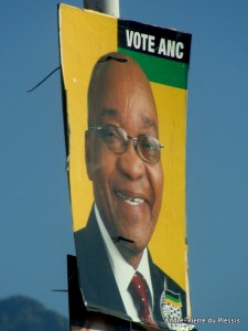 Jacob Zuma campaigning in Ladismith, South Africa &Acirc;&copy; Andr&Atilde;&copy;-Pierre du Plessis | Flickr 