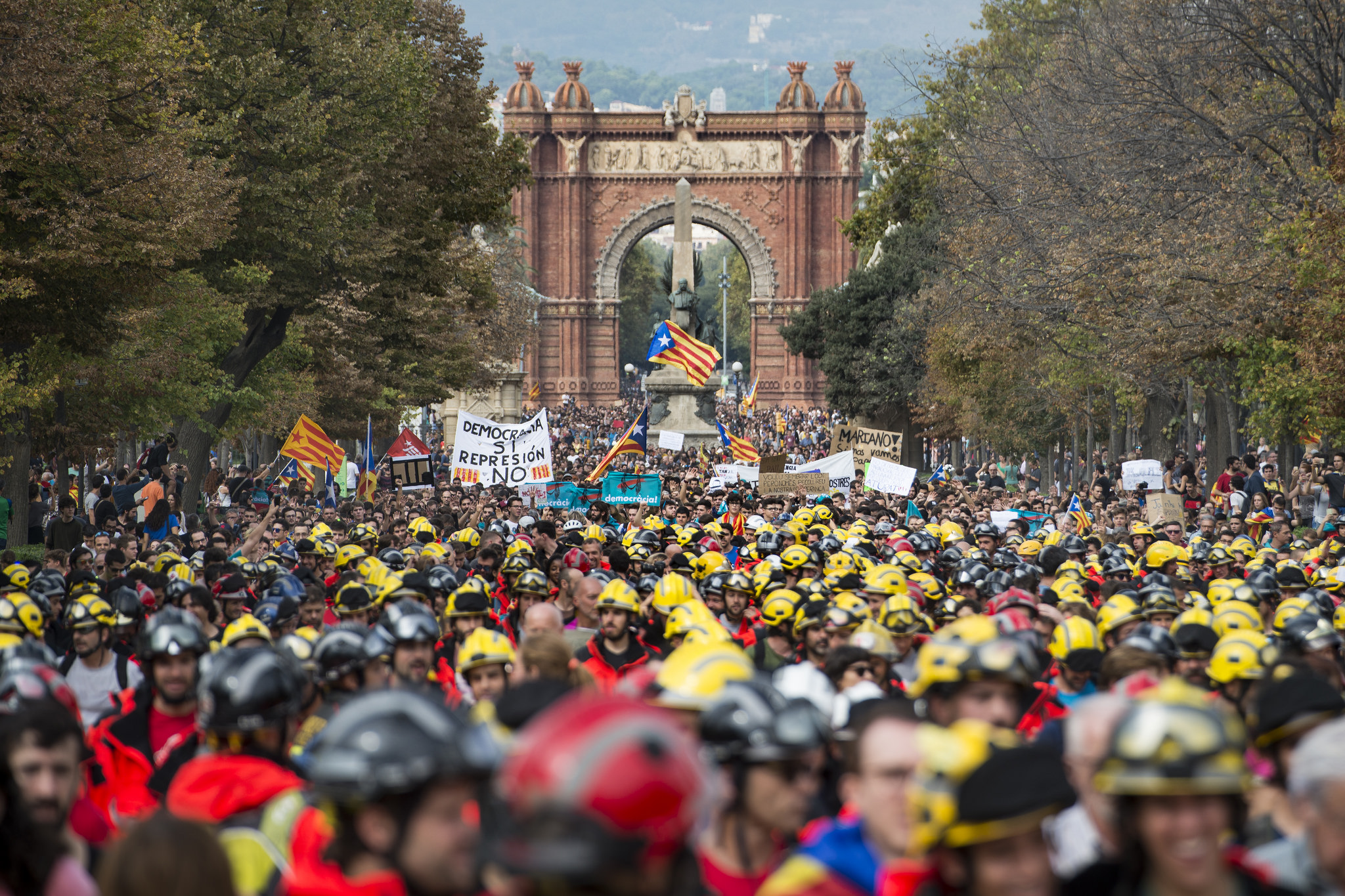 the challenge of the catalan independence movement in spain public
